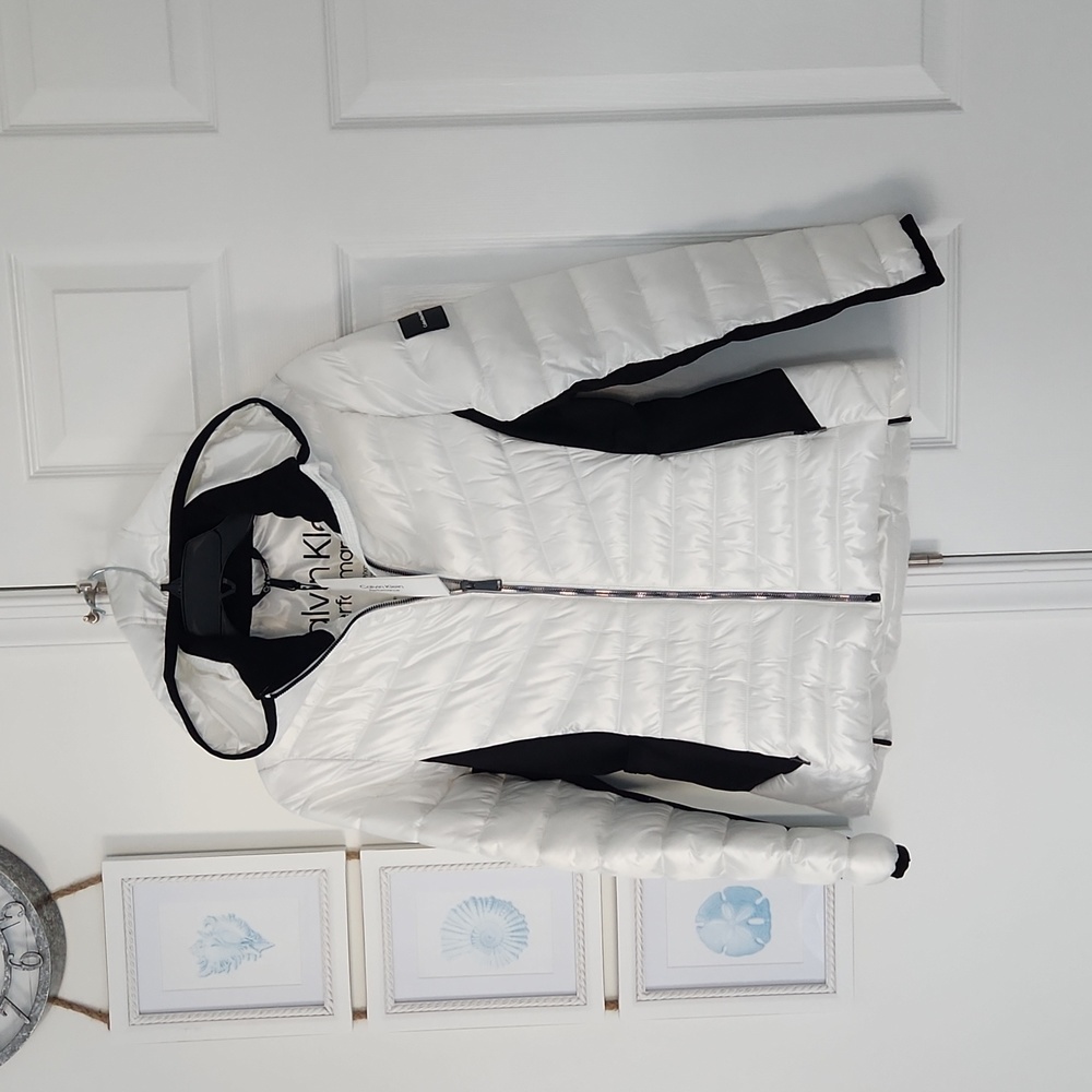 Calvin Klein Performance, Hooded Packable Puffer Coat, Reflective White, Size XS